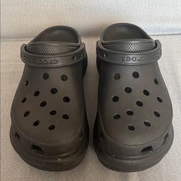 CROCS Bae Clog Platform Shoes Black Women's 10 Chunky Heel Slip On - Picture 3 of 8